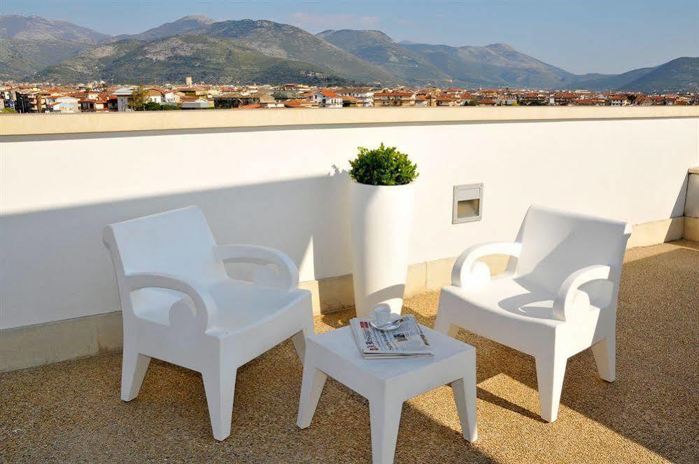 Hotel Del Conte Fondi Dış mekan fotoğraf